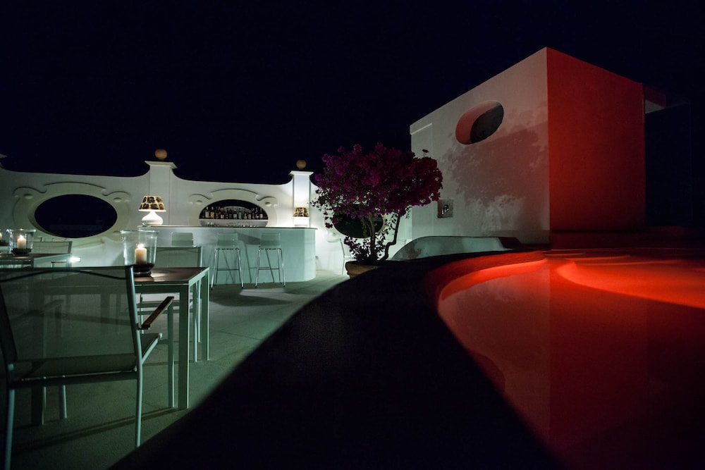 

Bologna - Lipari, Isole Eolie - La Settima Luna Hotel