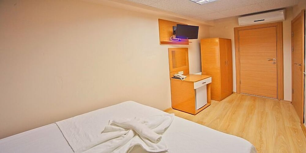 

Milano - Beylikduzu - Avcilar Emre Hotel