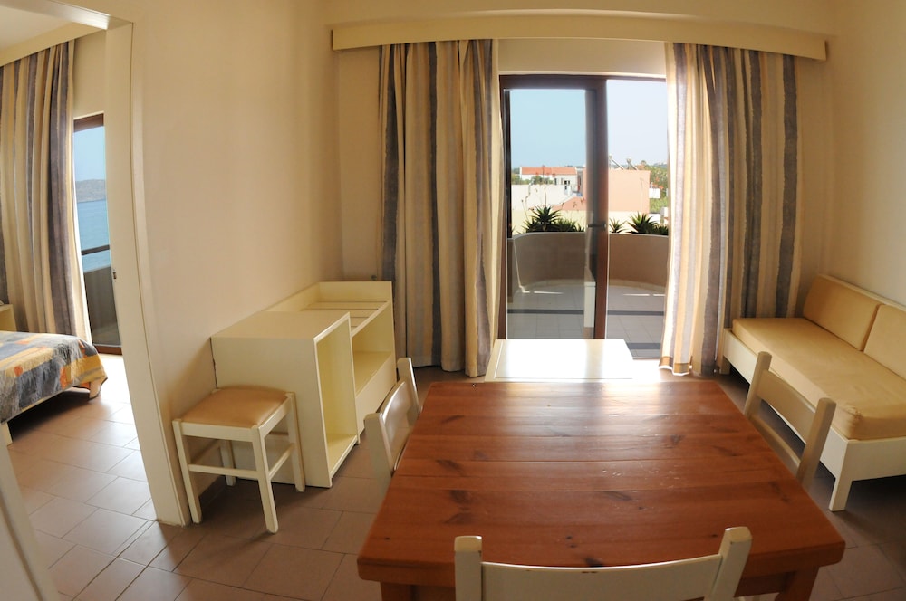 

Catania - Agia Marina Nea Kydonias - Indigo Mare Hotel Apartments
