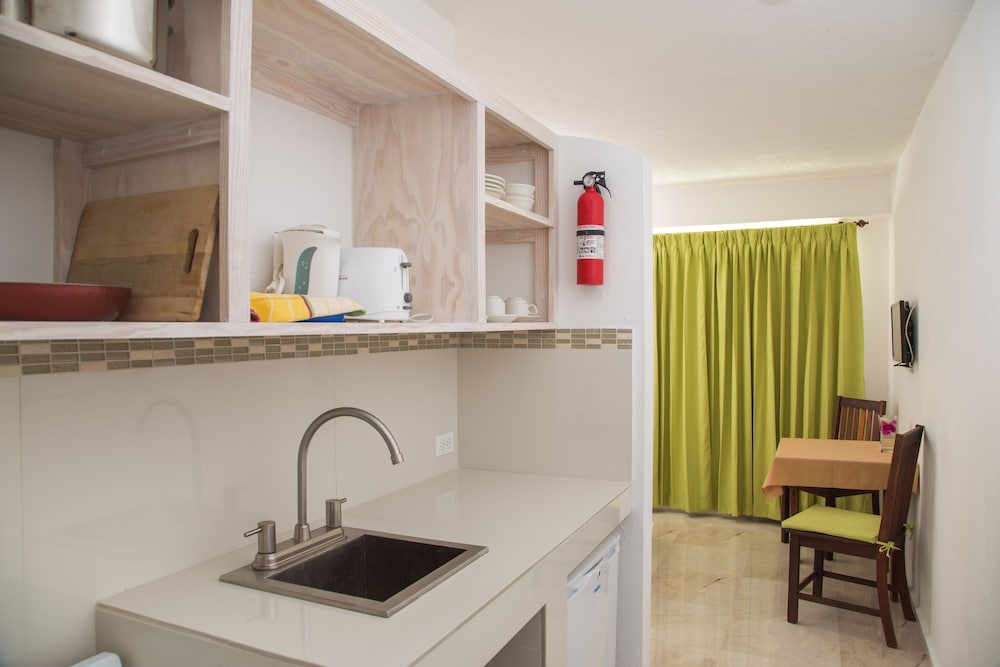 

Milano - Christ Church - Ocean Spray Apartments