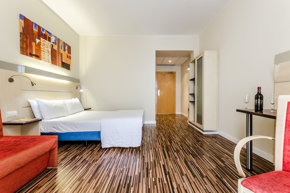 

Bologna - Saragozza - Hotel YIT Ciudad de Zaragoza​​​​​​​