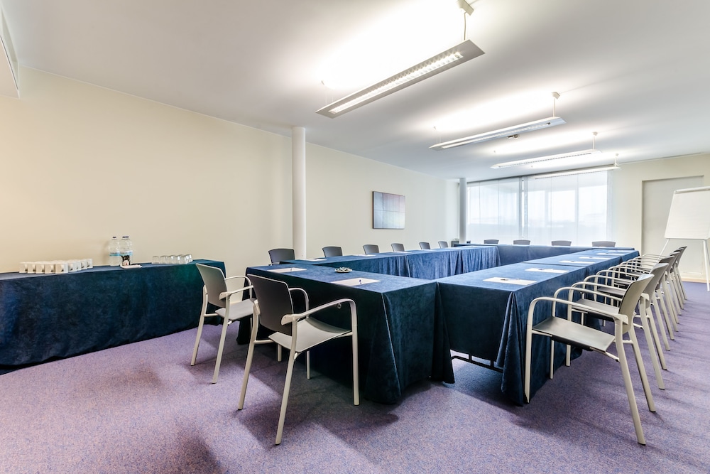 

Milano - Saragozza - Hotel YIT Ciudad de Zaragoza​​​​​​​