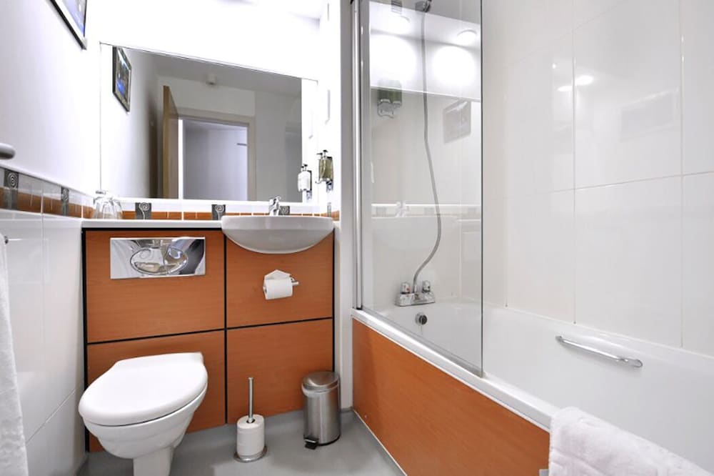 

Milano - Stirling - Stirling Court Hotel