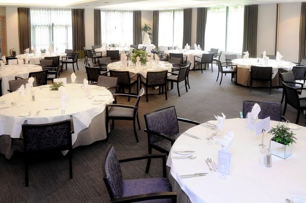 

Bologna - Stirling - Stirling Court Hotel