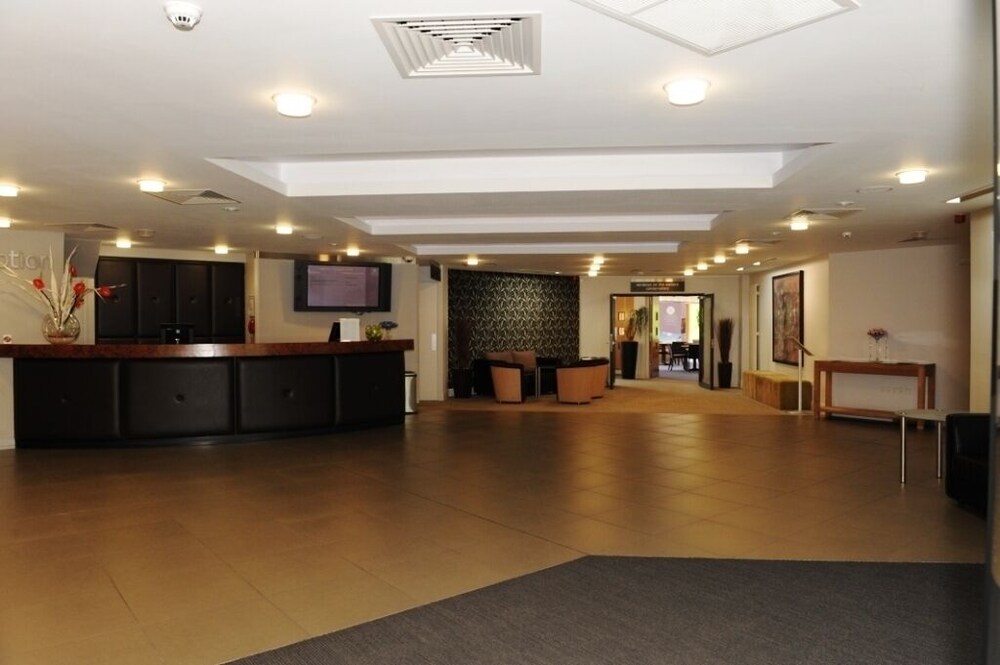 

Milano - Stirling - Stirling Court Hotel