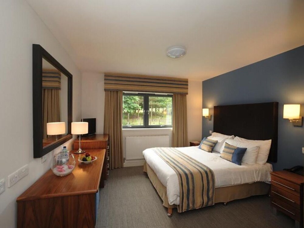 

Napoli - Stirling - Stirling Court Hotel