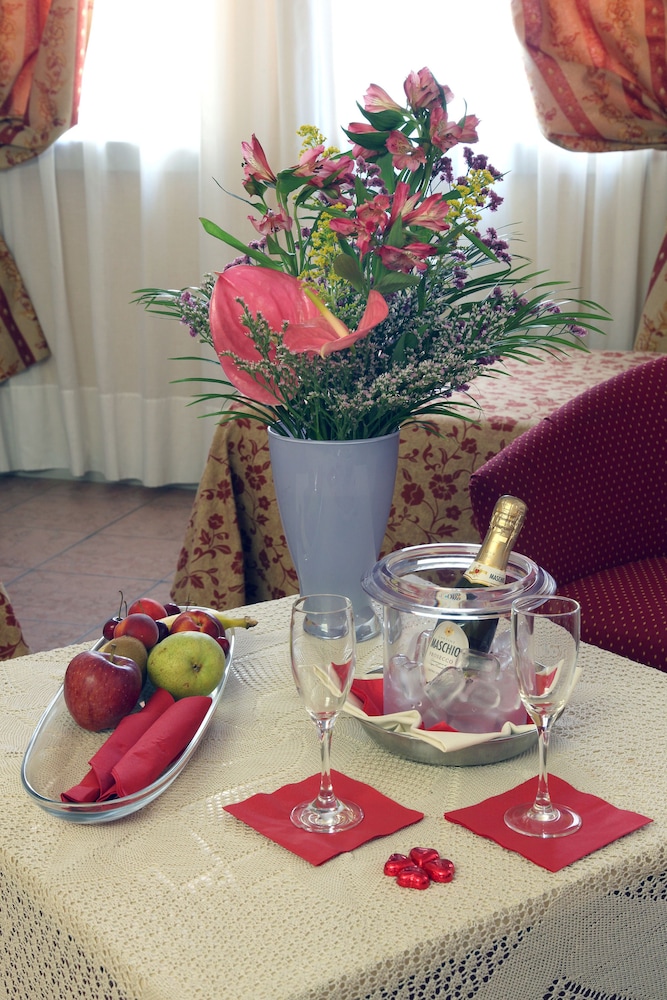 

Cagliari - Verona - Hotel Maxim
