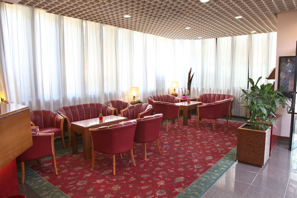 

Bari - Verona - Hotel Maxim