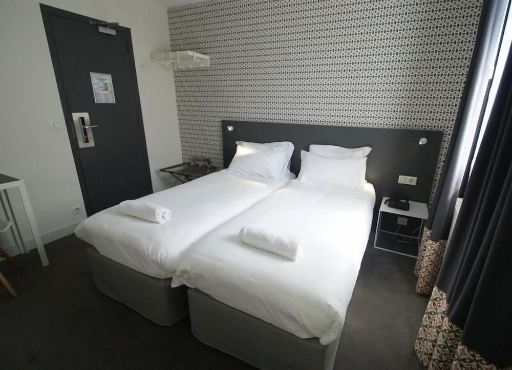 

Bari - Issy-les-Moulineaux - Parici Hôtel Boulogne Billancourt