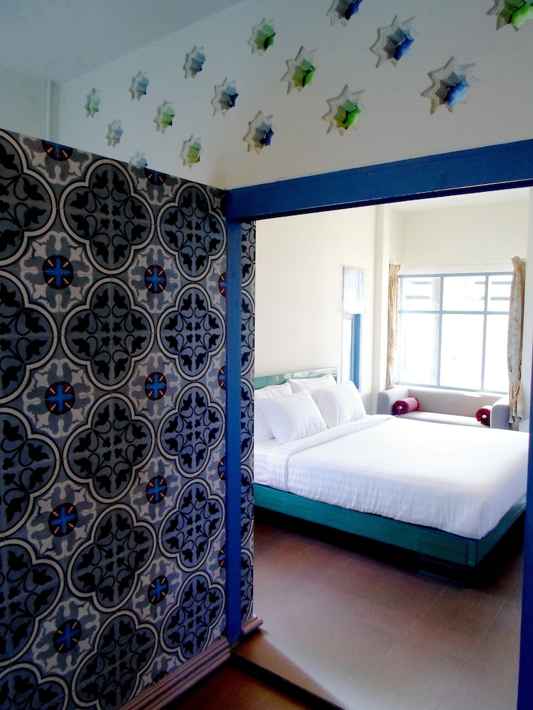 

Venezia - Nai Yang Beach - Perennial Resort