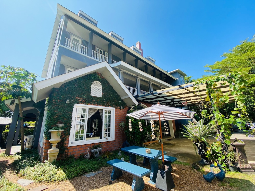 

Verona - Thalang - Perennial Resort