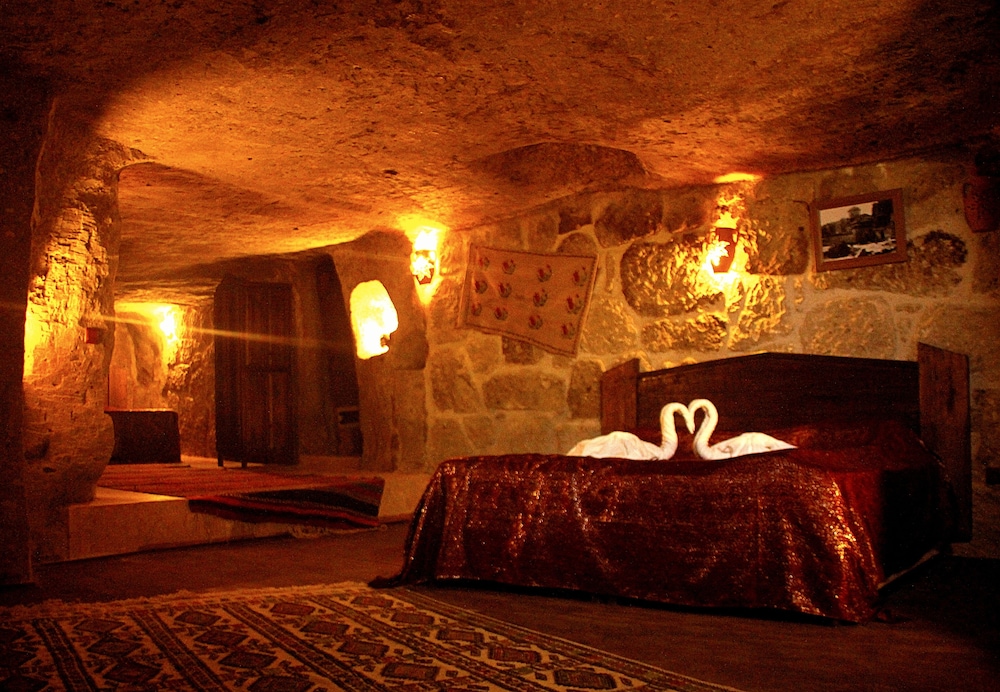 

Roma - Güzelyurt - Cappadocia Ihlara Mansions & Caves
