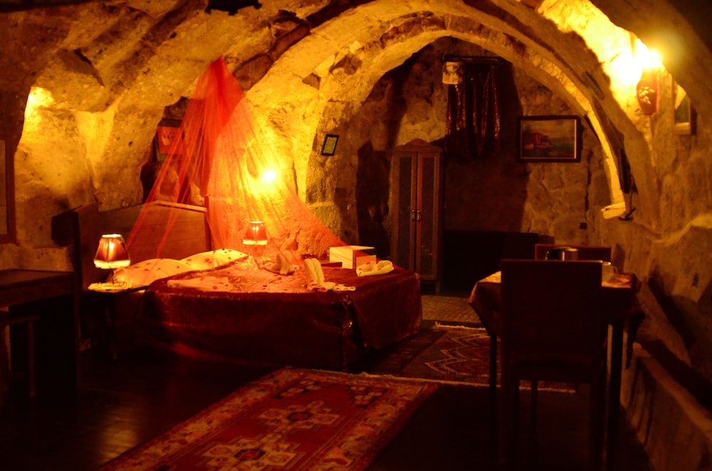 

Verona - Güzelyurt - Cappadocia Ihlara Mansions & Caves