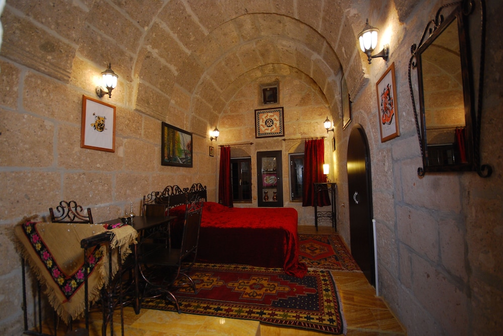 

Roma - Güzelyurt - Cappadocia Ihlara Mansions & Caves