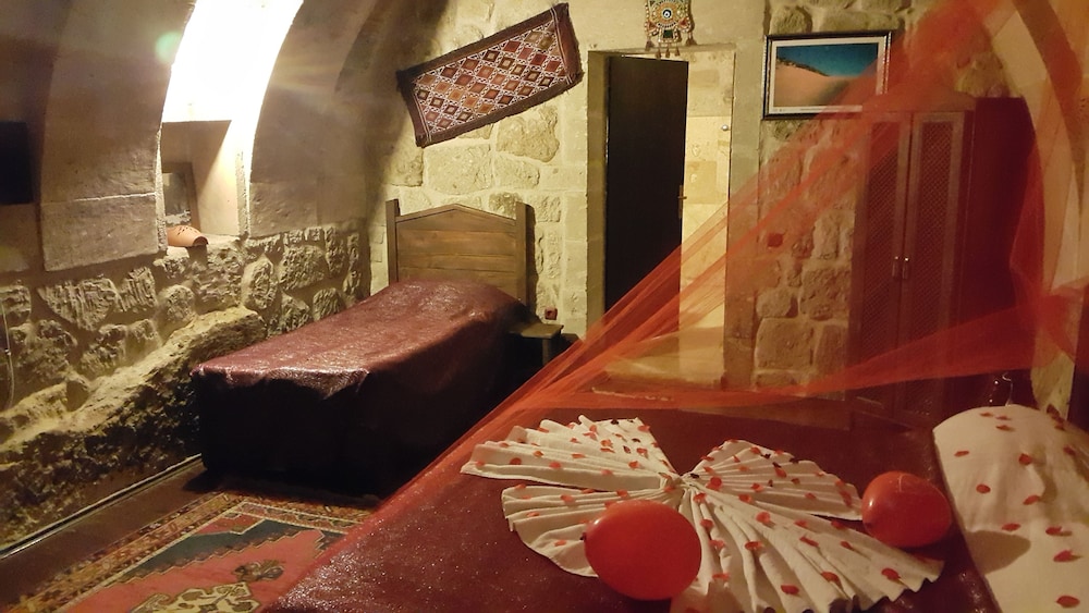 

Roma - Güzelyurt - Cappadocia Ihlara Mansions & Caves