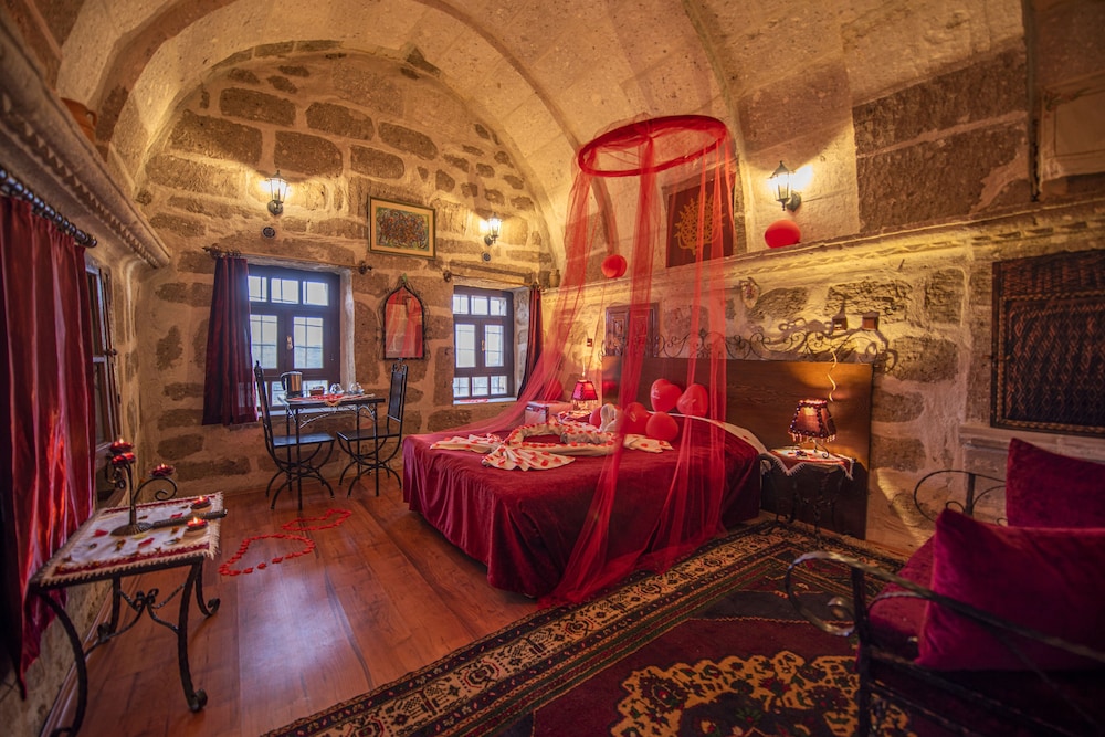 

Torino - Güzelyurt - Cappadocia Ihlara Mansions & Caves