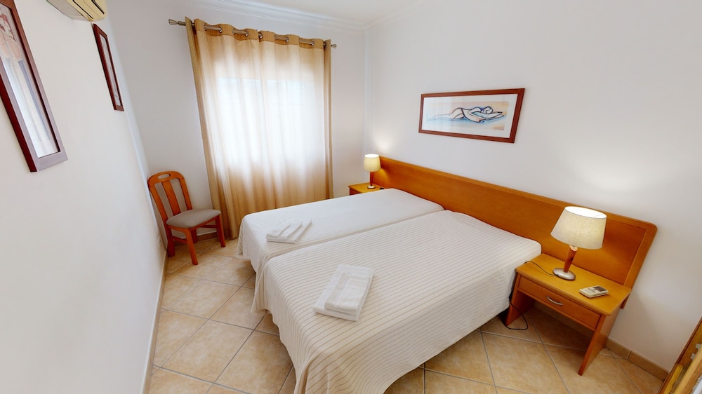 

Trieste - Altura - Praia da Lota Resort – Beachfront Apartments