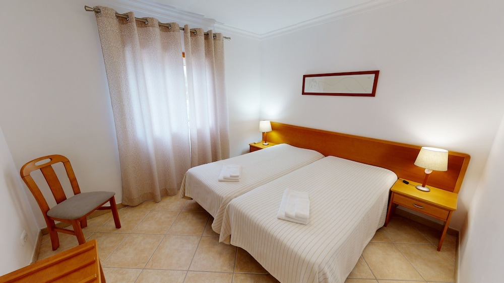 

Roma - Altura - Praia da Lota Resort – Beachfront Apartments