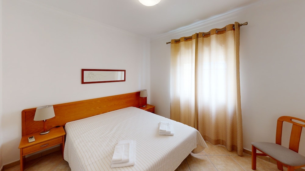 

Venezia - Altura - Praia da Lota Resort – Beachfront Apartments