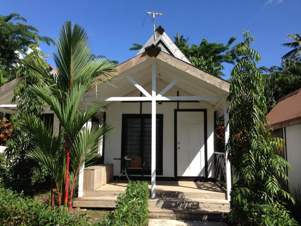 

Roma - Apia - Orator Hotel Samoa