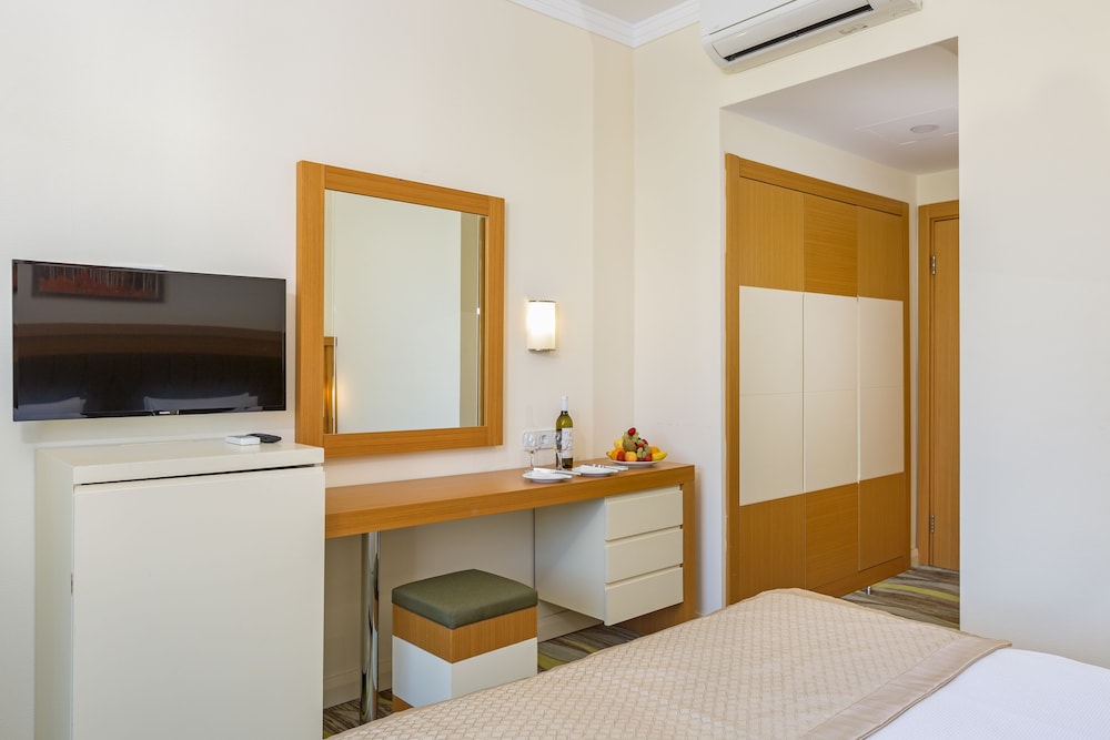 

Bologna - Kemer - Forest Park Hotel