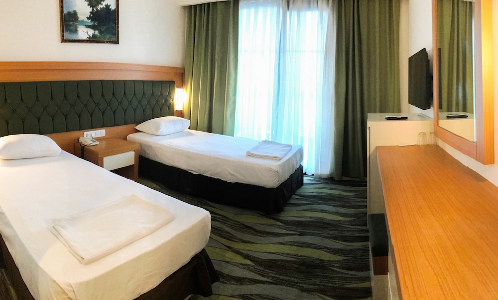 

Bologna - Kemer - Forest Park Hotel