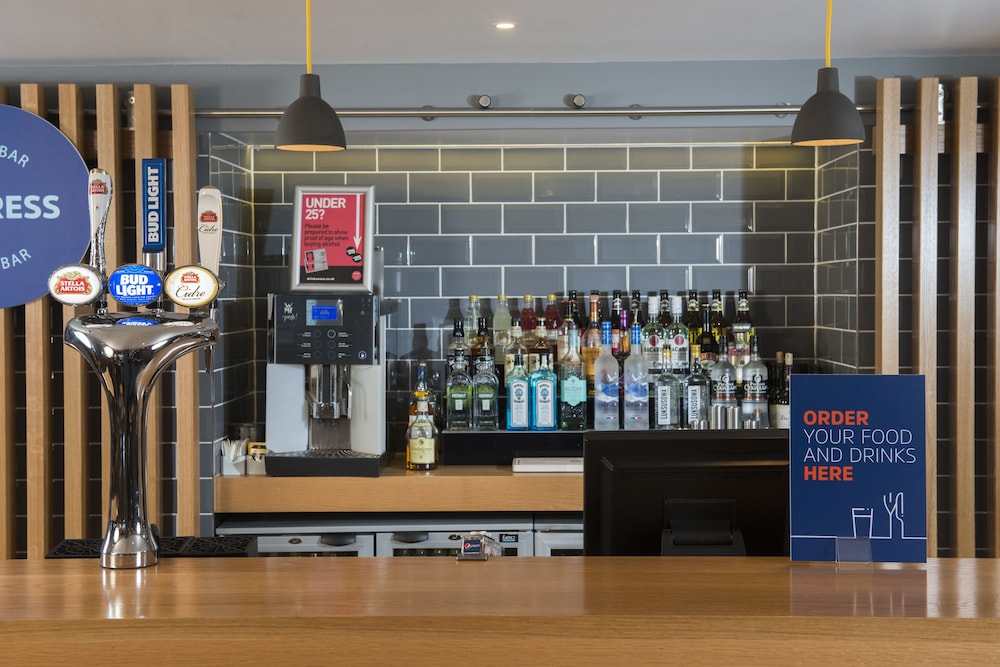 

Bologna - Edimburgo - Holiday Inn Express EDINBURGH - LEITH WATERFRONT