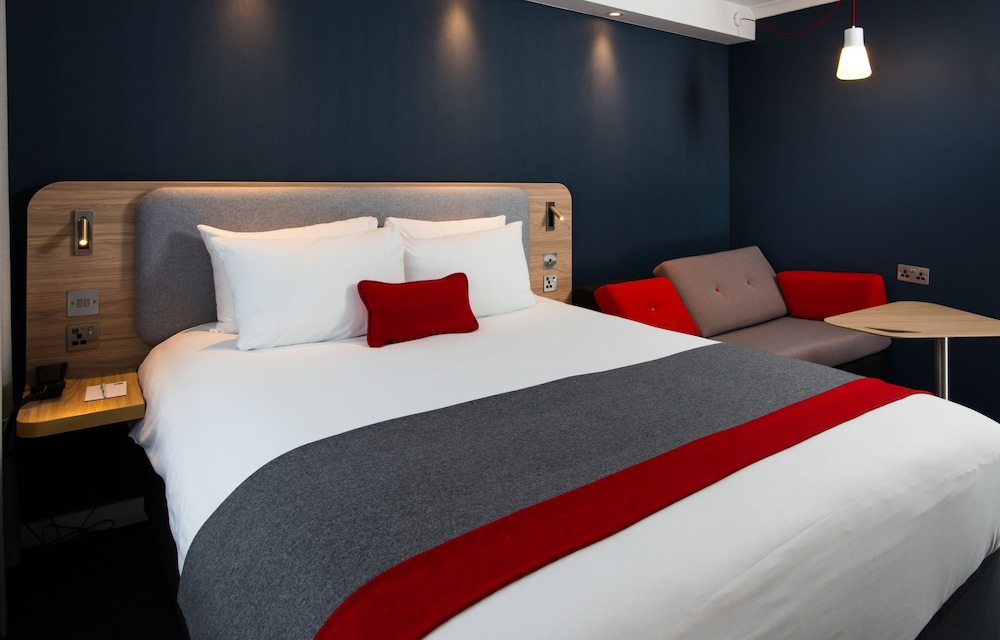 

Bologna - Leith - Holiday Inn Express EDINBURGH - LEITH WATERFRONT