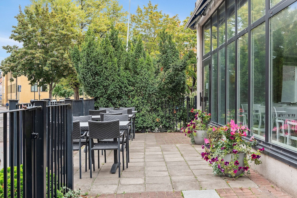 

Milano - Västerås - Sure Hotel by Best Western Esplanade
