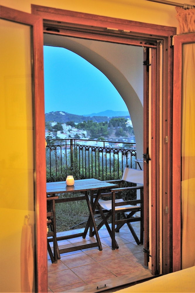 

Torino - Megali Ammos - Eye Q Resort Seaview