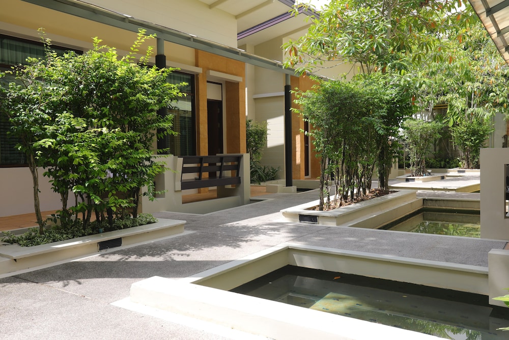 

Roma - Kathu - A2 Pool Resort - SHA Plus