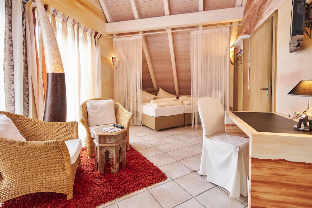 

Cagliari - Zusmarshausen - Flair Hotel Zum Schwarzen Reiter