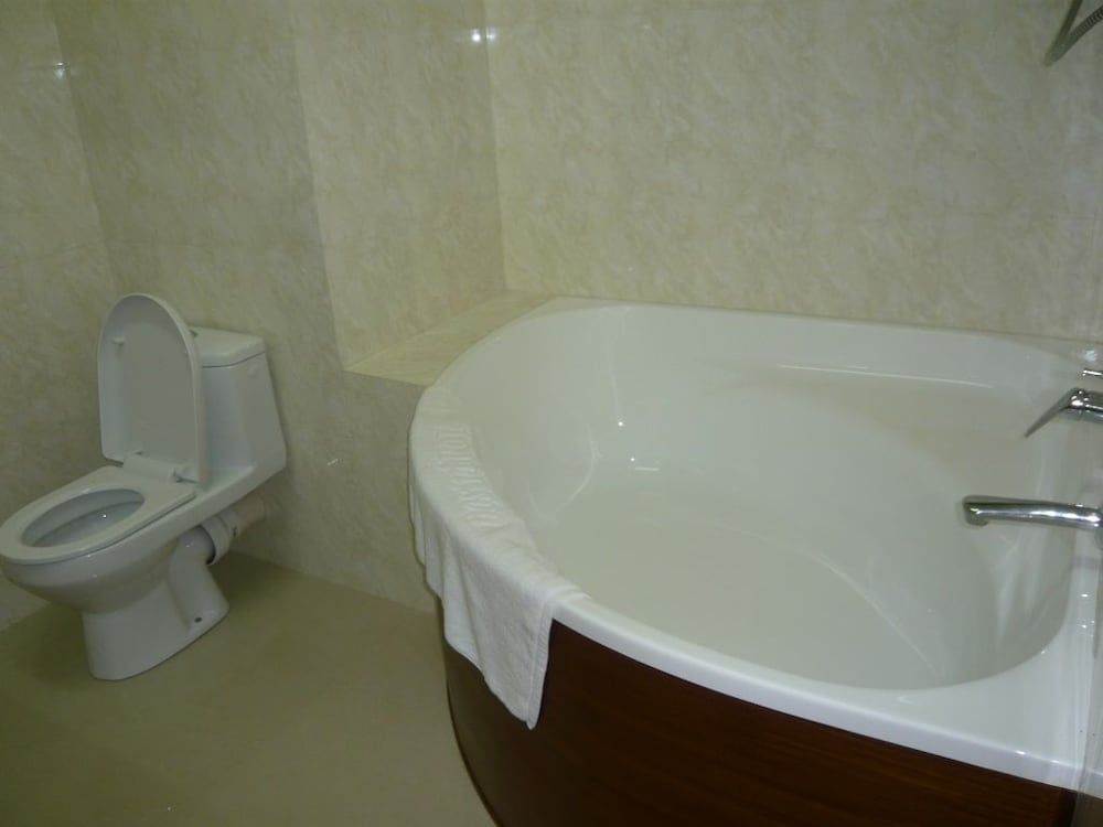 

Milano - Madagascar, Oceano Indiano - Sunny Golf Hotel