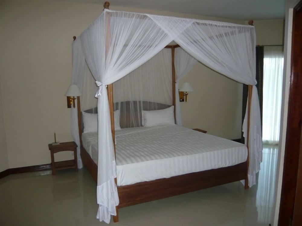 

Roma - Toamasina - Sunny Golf Hotel