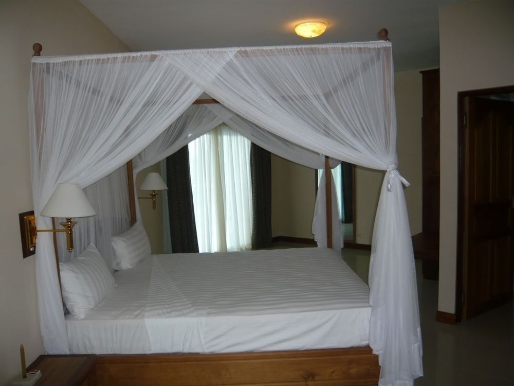 

Catania - Toamasina - Sunny Golf Hotel