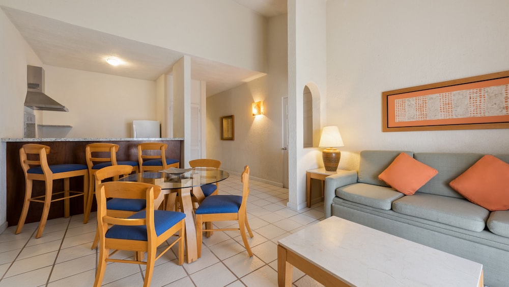 

Milano - San José del Cabo - Park Royal Homestay Los Cabos