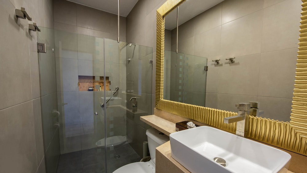 

Roma - San José del Cabo - Park Royal Homestay Los Cabos