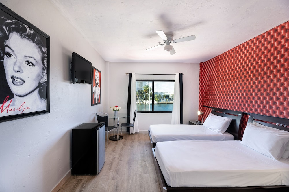 

Firenze - Miami Beach (FL) - Notebook Miami Beach