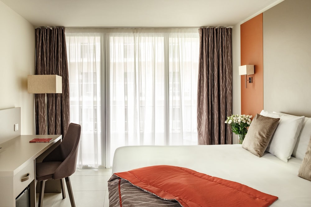 

Napoli - Msida - Mayflower Hotel