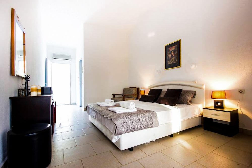 

Bologna - Nikiti - Koviou Holiday Village