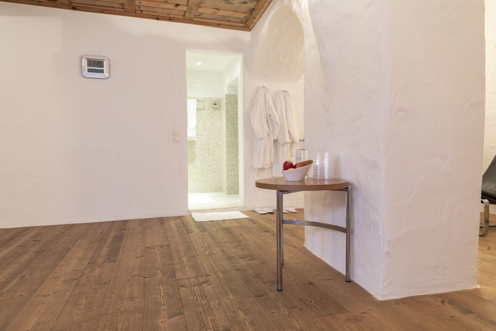 

Ancona - Engadina, Montagna Svizzera - Hotel Müller - mountain lodge