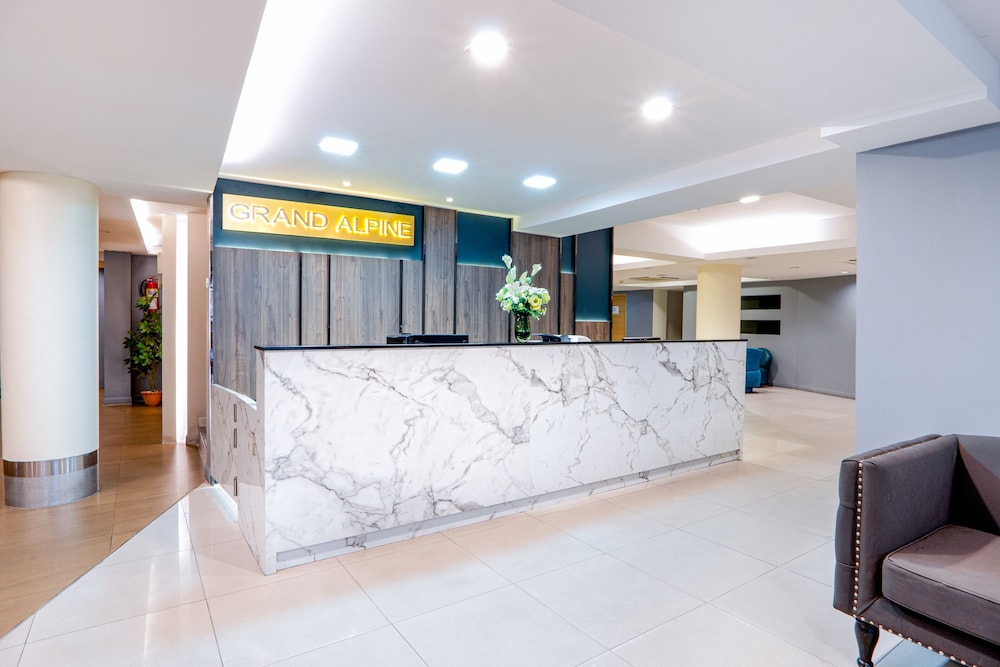 

Milano - Bangkok - Grand Alpine Hotel