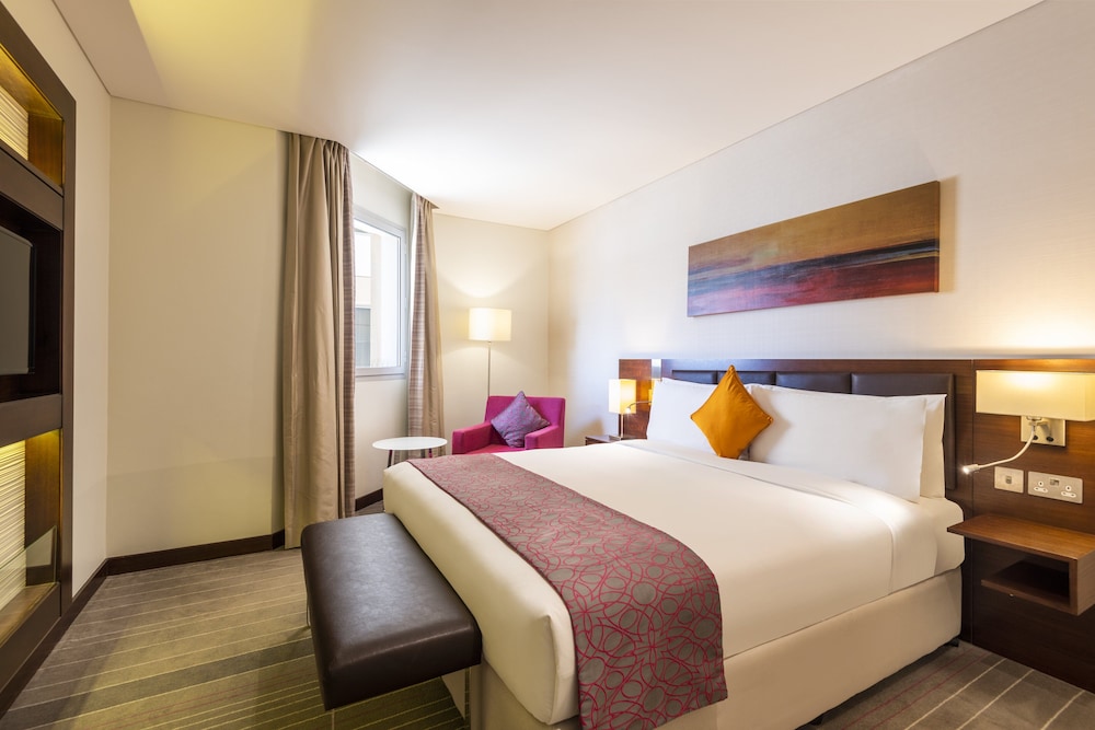 

Roma - Mawāliḩ - Holiday Inn Muscat Al Seeb