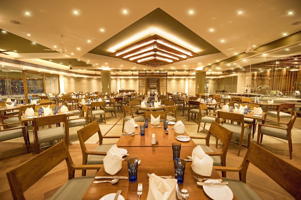 

Bologna - Kalutara - Royal Palms Beach Hotel