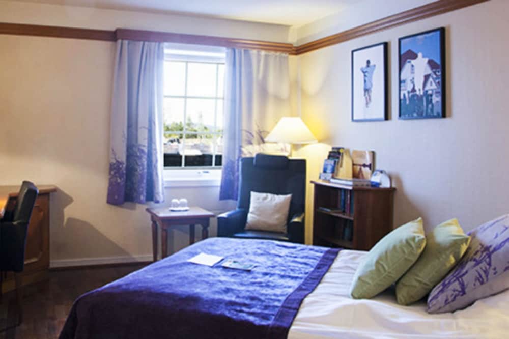 

Bari - Lillestrøm - Quality Hotel Olavsgaard