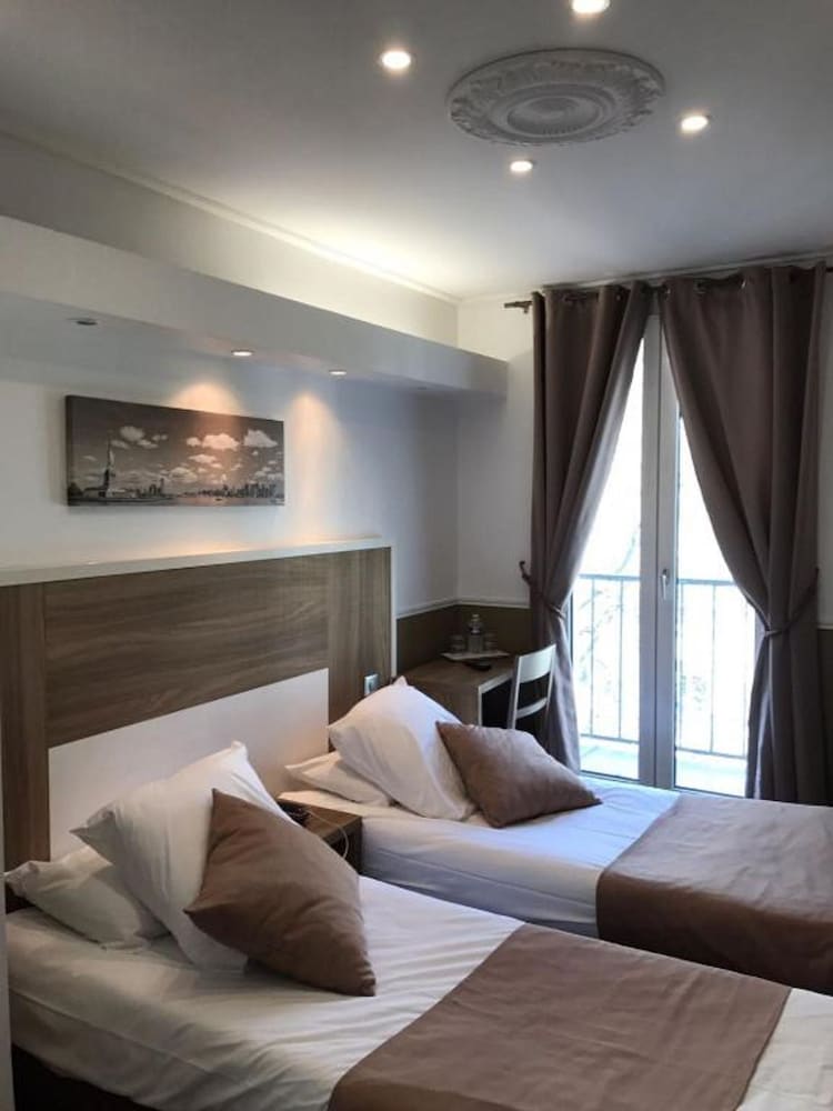 

Genova - Ivry-sur-Seine - Grand Hotel Nouvel Opera