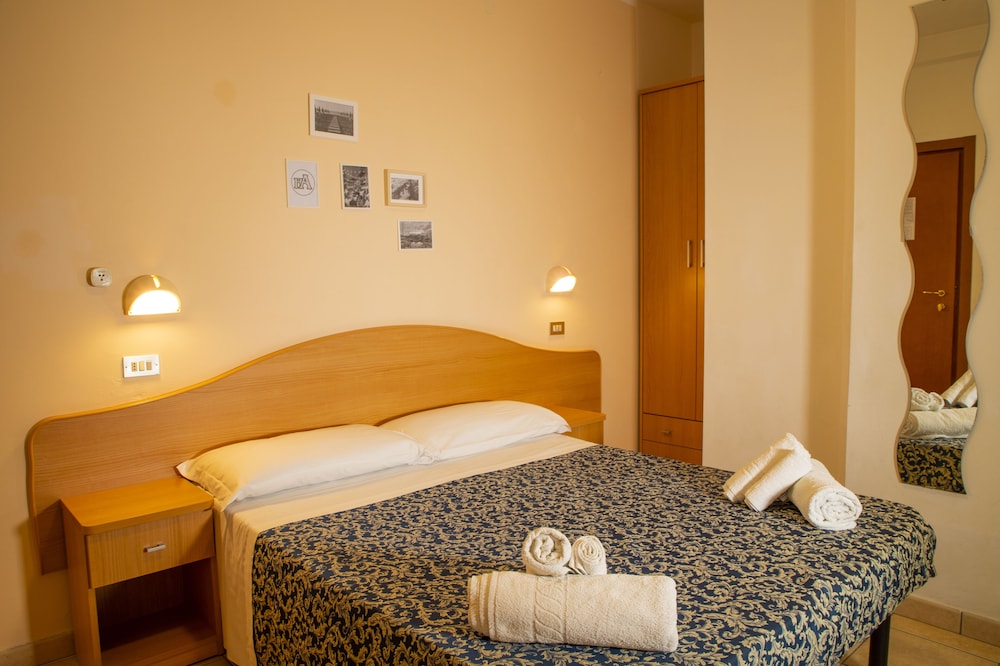 

Napoli - Cattolica - Hotel Arlecchino Riccione
