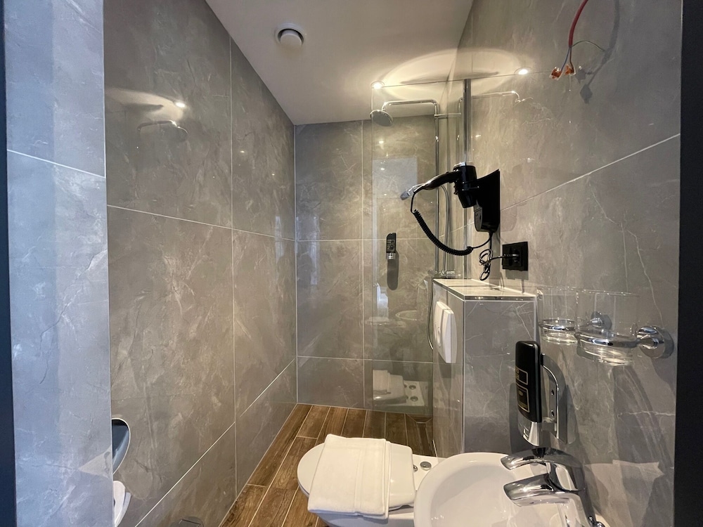 

Bologna - Rotterdam - H3 Hotel Rotterdam City Center