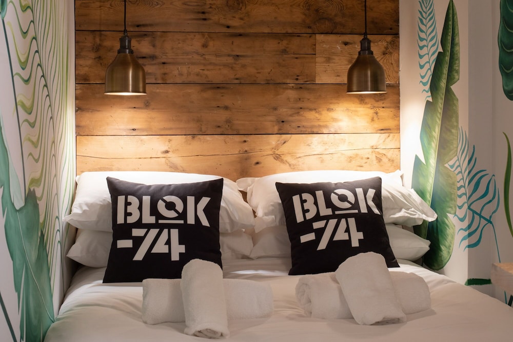 

Venezia - Brighton - Blok-74
