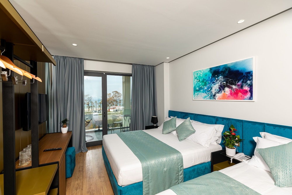 

Torino - Valona - Ames Hotel & SPA
